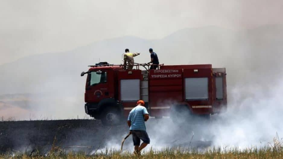 Πάφος:  Υπό πλήρη έλεγχο η φωτιά μεταξύ Πολεμίου και Κανναβιού