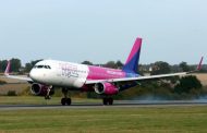 Ταλαιπωρία για επιβάτες Wizz air από νεαρό που αρνήθηκε να φορέσει τη μάσκα του