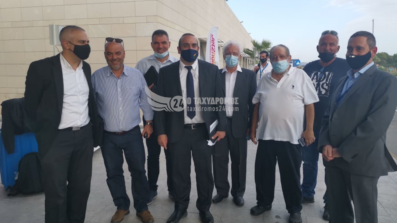 Αποκλειστικό : Σύσκεψη Υπουργού Μεταφορών στο αεροδρόμιο Πάφου – Τέρμα η πειρατεία στα TAXI
