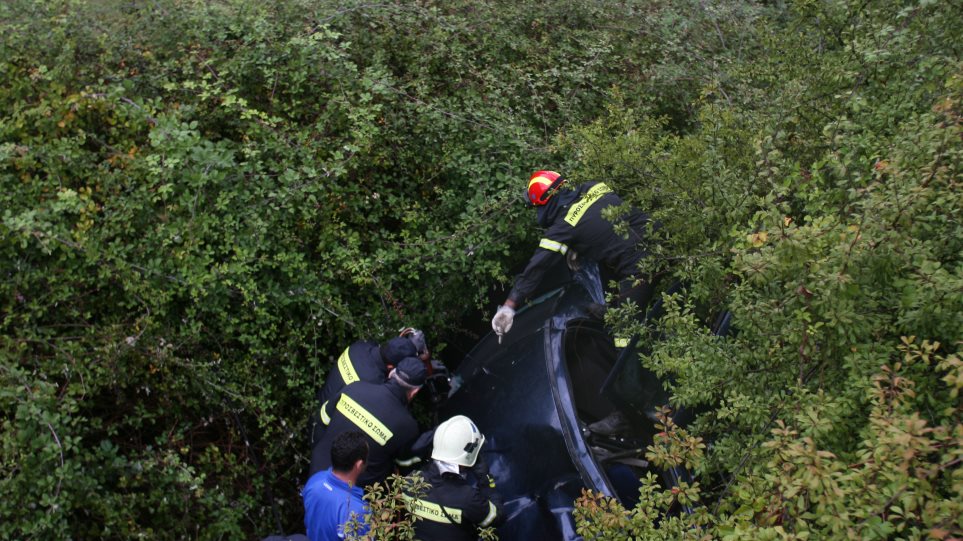 Πάφος:  Διάσωση 78χρονου που τραυματίστηκε μετά από πτώση σε απόκρημνη περιοχή της Αγίας Μαρίνας Χρυσοχούς