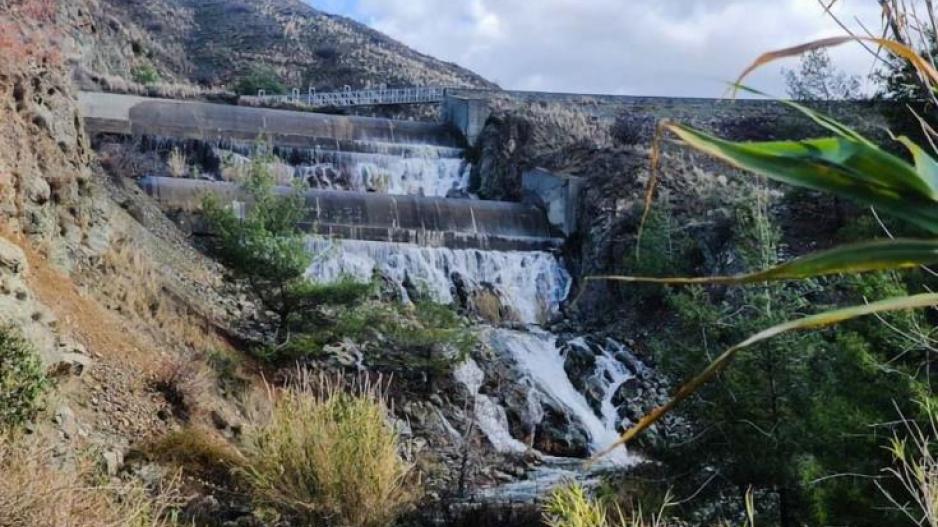 Υπερχείλισε το φράγμα της Αργάκας στην Πάφο