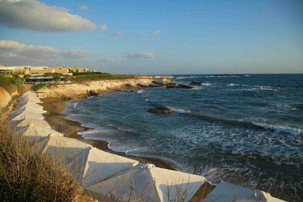 Λειτουργία στο ξωκλήσι Αγία Πελεγία από το Cap St George Hotel & Resort