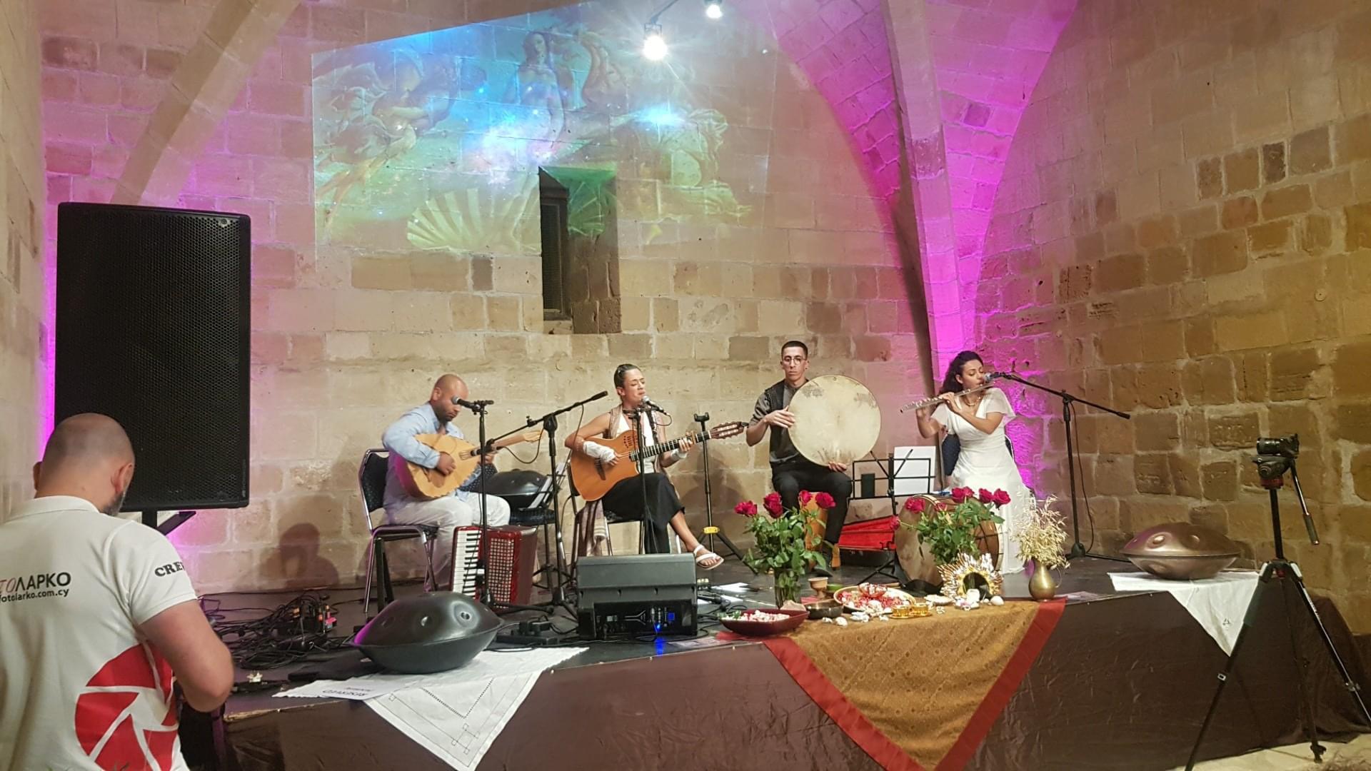 Ένα υπέροχο μουσικό ταξίδι από την μοναδική Μαρία Τομπάζου στην Πάφο (ΦΩΤΟ)