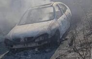 Καμένη γη από τη φωτιά: Στάχτη έγιναν αυτοκίνητα, σπίτια, άνθρωποι έχασαν τις περιουσίες τους