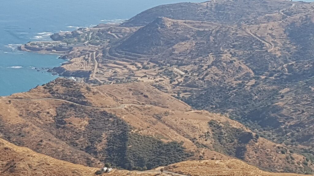 Δυο ελικόπτερα από κατεχόμενα στα Κόκκινα