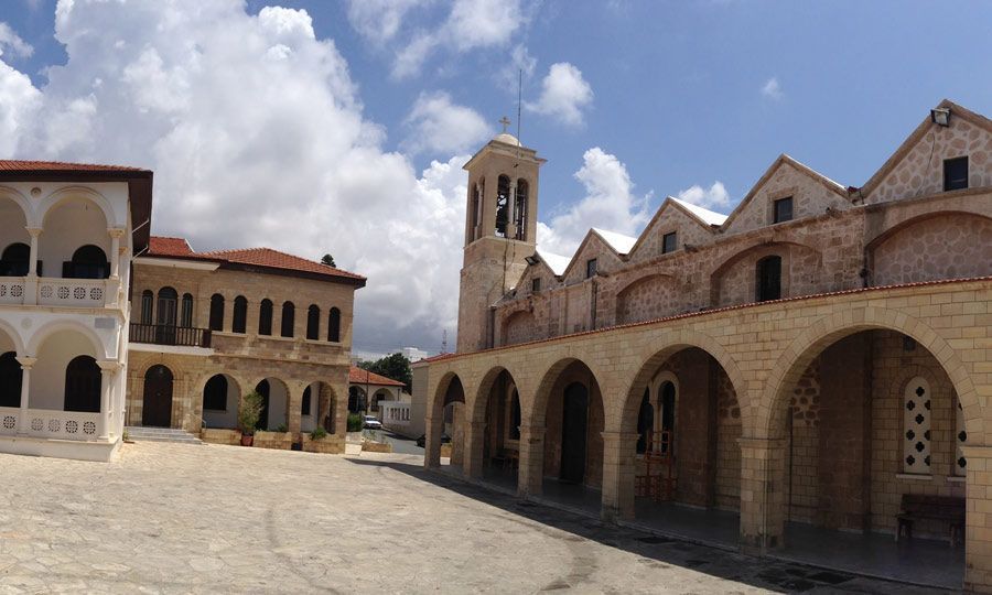 Πνευματική σύναξη διαλόγου με τον Μητροπολίτη Πάφου: Η Θεία Λειτουργία, από τα Σύμβολα στην πραγματικότητα