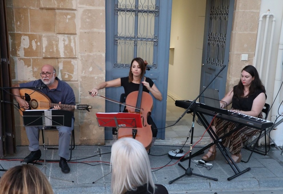 Συναυλία του Ευαγόρα Καραγιώργη με το τρίο «Μυρωθκιές του γιασεμιού»