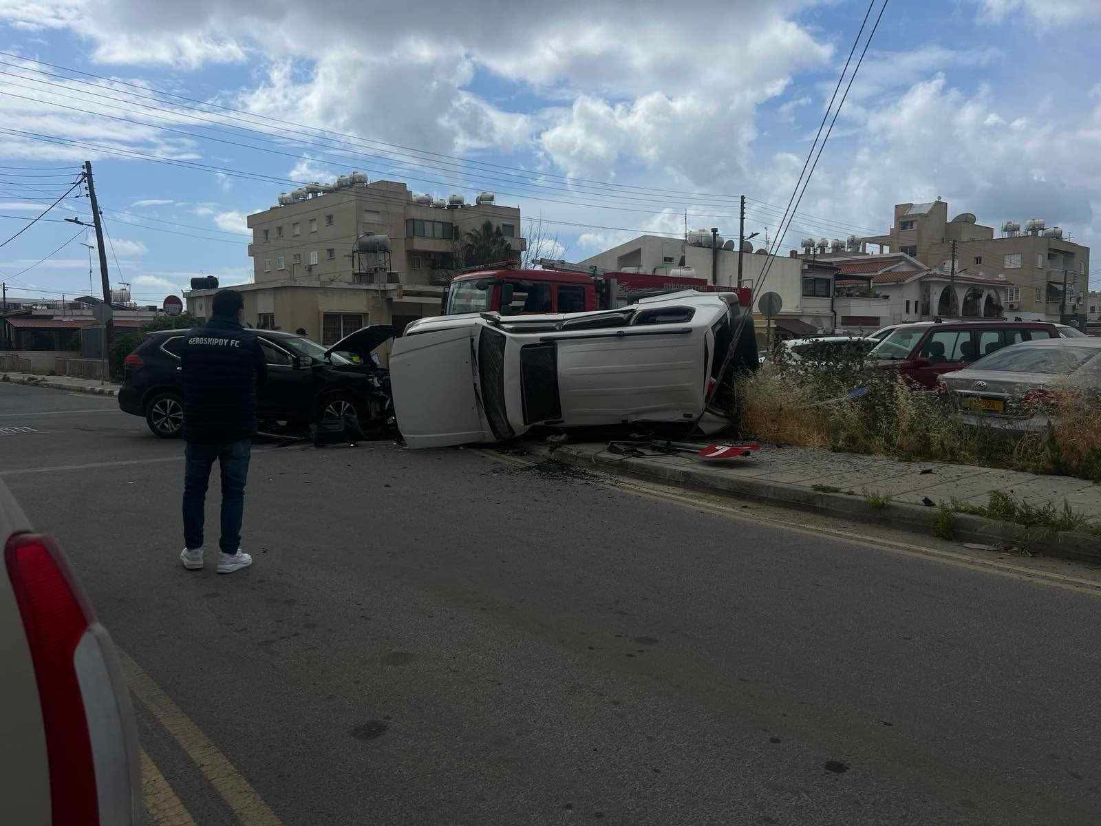 Σοβαρό ατύχημα στο κέντρο της Πάφου με ένα τραυματία